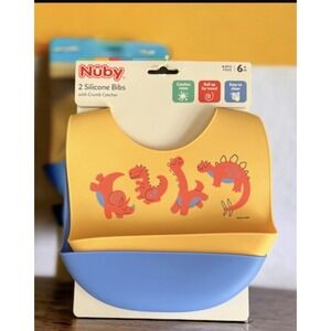 Nuby On-the-Go Silicone Feeding Bib with Scoop - Easy-to-Clean - BPA Free